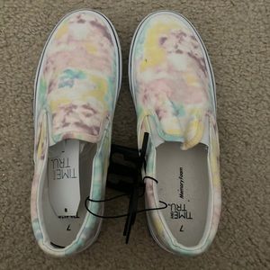 Time and Tru Multi Colored Sneaker - NWT